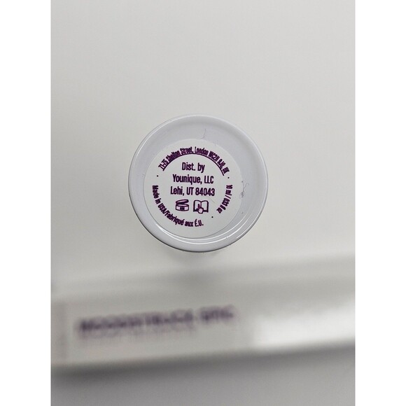 Younique Moodstruck Epic Lash Primer 10ml New In Box - Picture 2 of 5